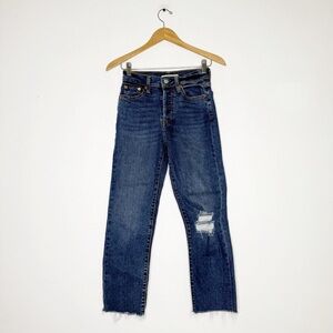Levi’s Wedgie Straight Jeans Size 25 Distressed Button Fly Raw Hem